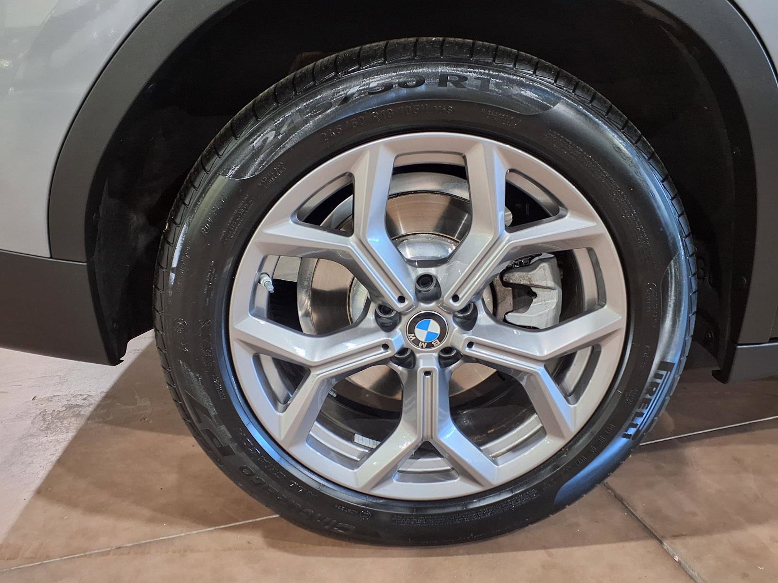 Used 2024 BMW X3 xDrive30i w/ Premium Package AWD/4WD image 7
