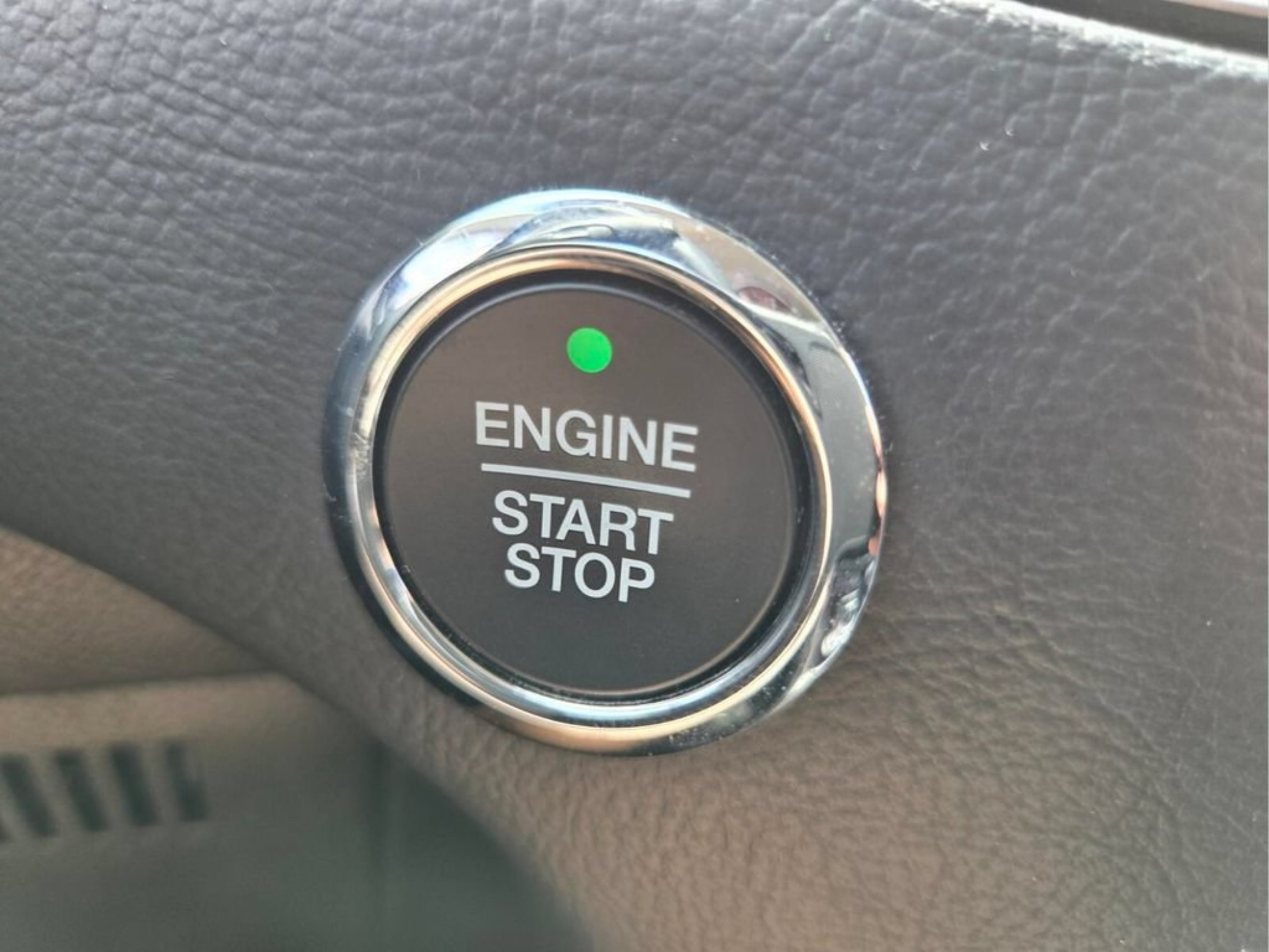 Used 2019 Ford Edge SEL w/ Equipment Group 201A FWD image 23