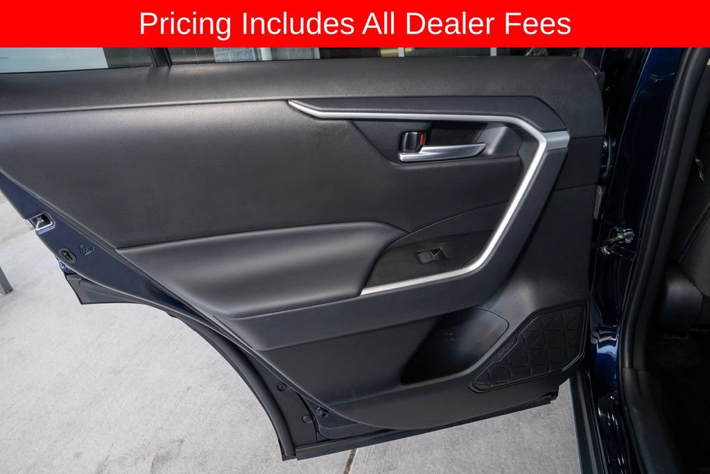 Used 2024 Toyota RAV4 XLE w/ Convenience Package FWD image 11