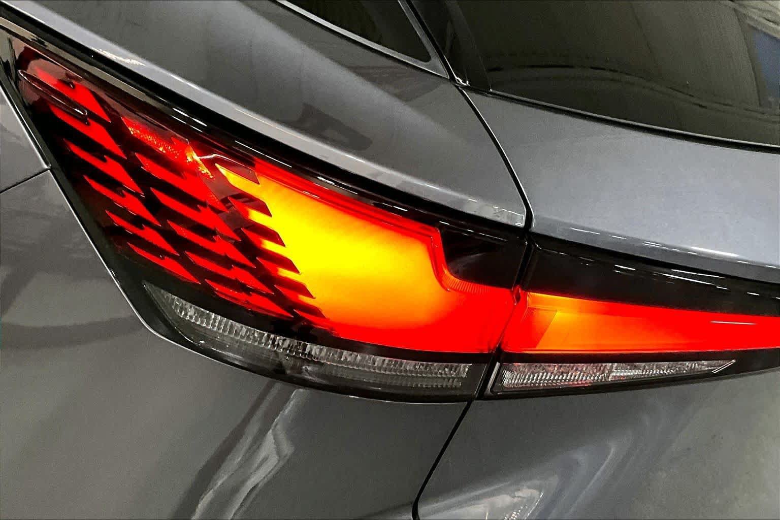 Used 2023 Lexus RX 500h F Sport w/ Cold Area Package AWD/4WD image 29