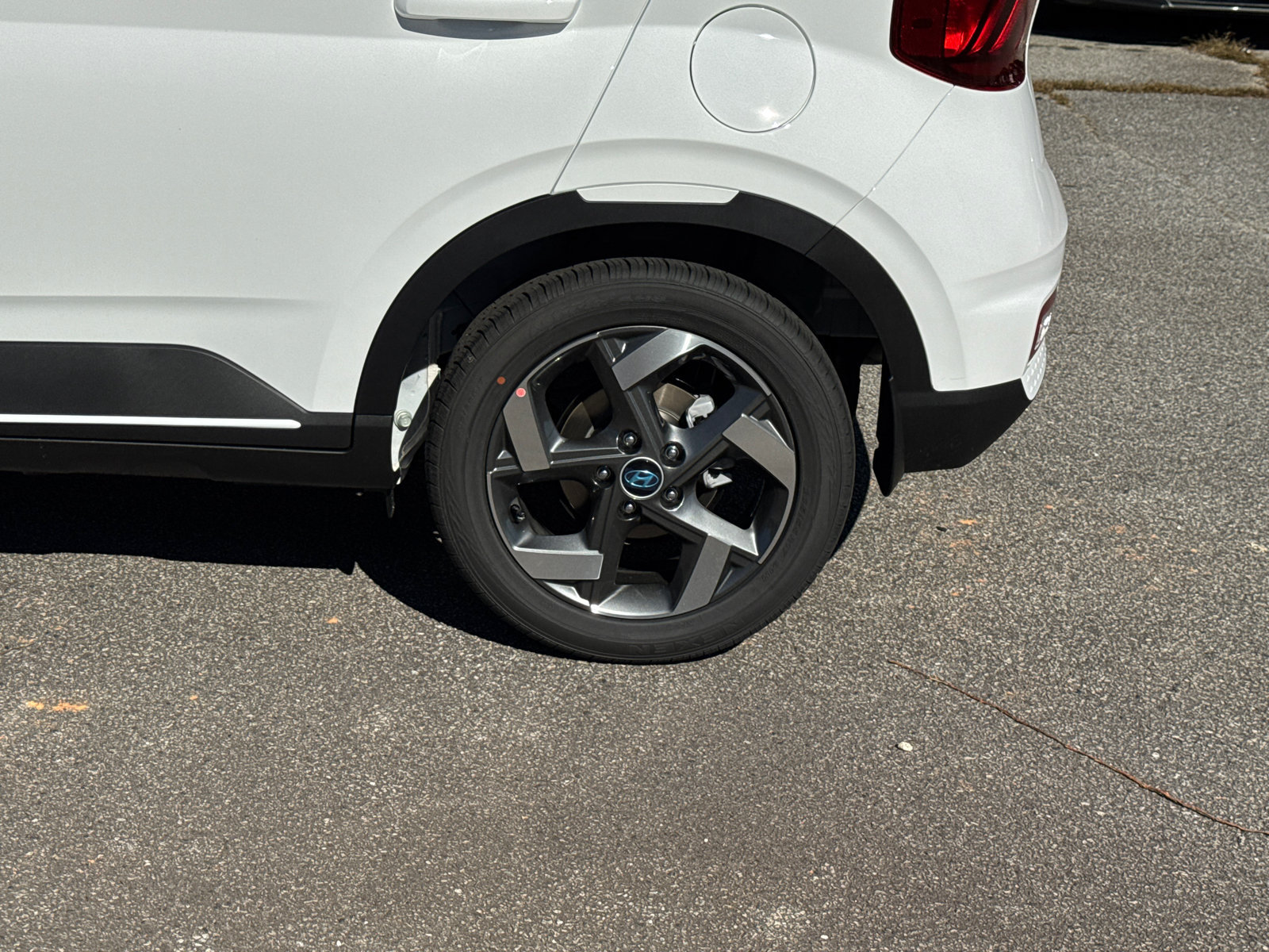 New 2026 Hyundai Venue SEL FWD image 20
