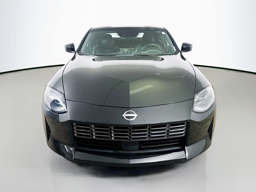 Used 2024 Nissan Z Performance w/ Floor Mat Package video 2