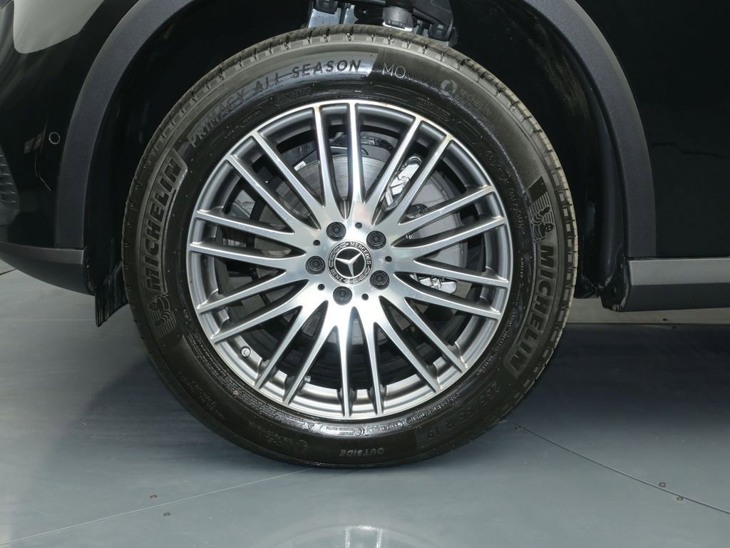 Used 2026 Mercedes-Benz GLC 300 4MATIC image 16