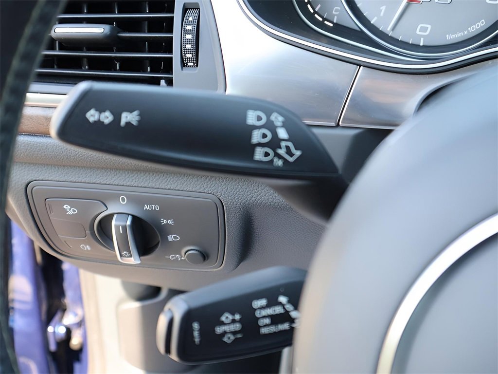 Used 2013 Audi S6 Prestige image 32