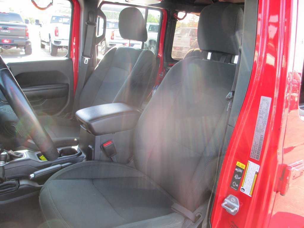 Used 2021 Jeep Wrangler Unlimited Sport image 14