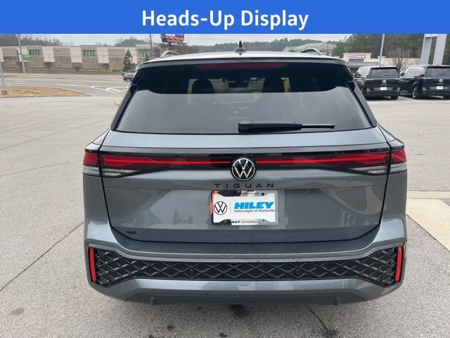 New 2026 Volkswagen Tiguan SE R-Line FWD image 4