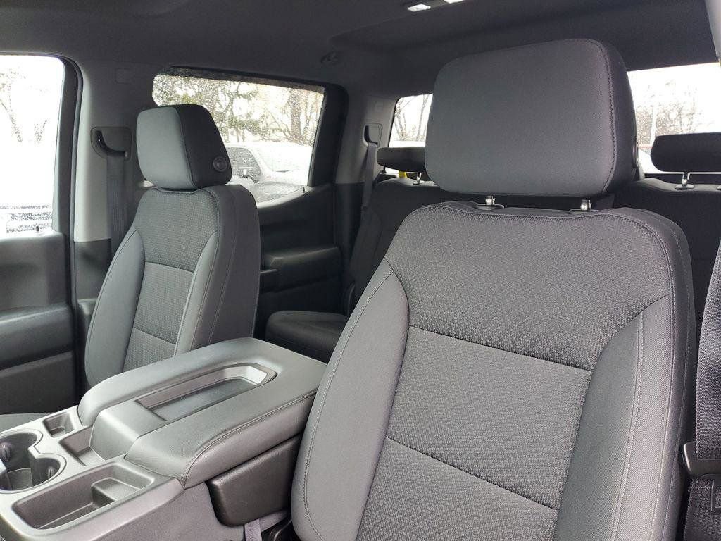 Used 2020 Chevrolet Silverado 1500 Custom Trail Boss w/ Custom Convenience Package image 6