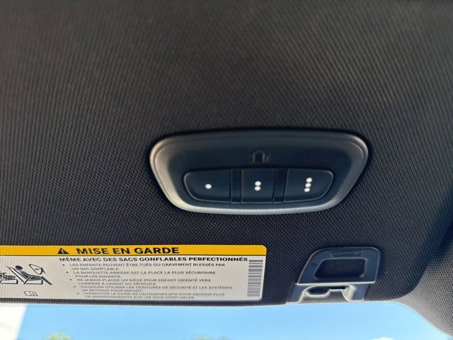 Used 2022 Jeep Grand Cherokee Overland w/ Luxury Tech Group IV image 34