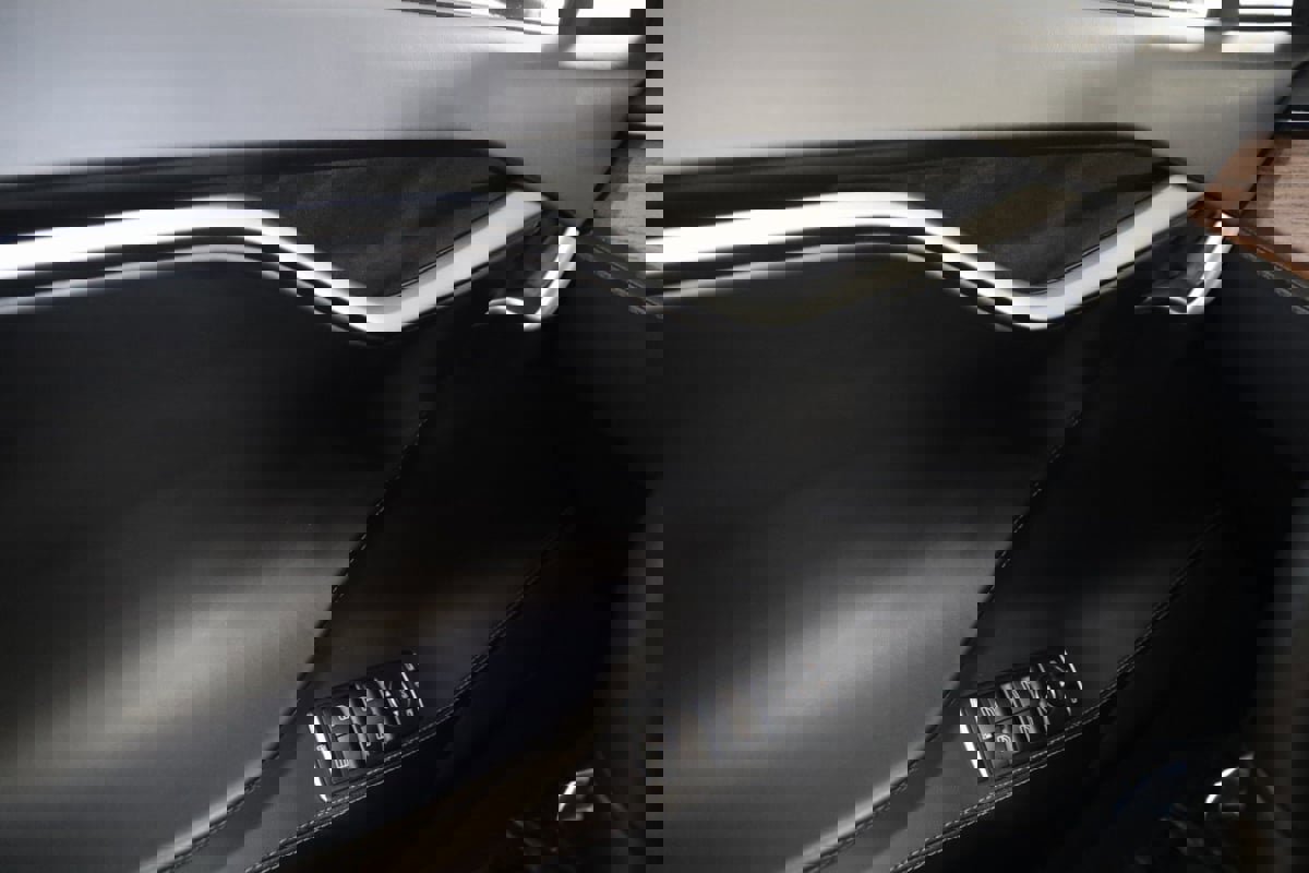 Used 2021 Tesla Model S Long Range Plus image 32