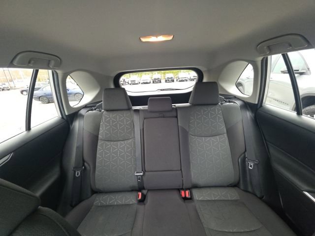 Used 2021 Toyota RAV4 XLE image 24