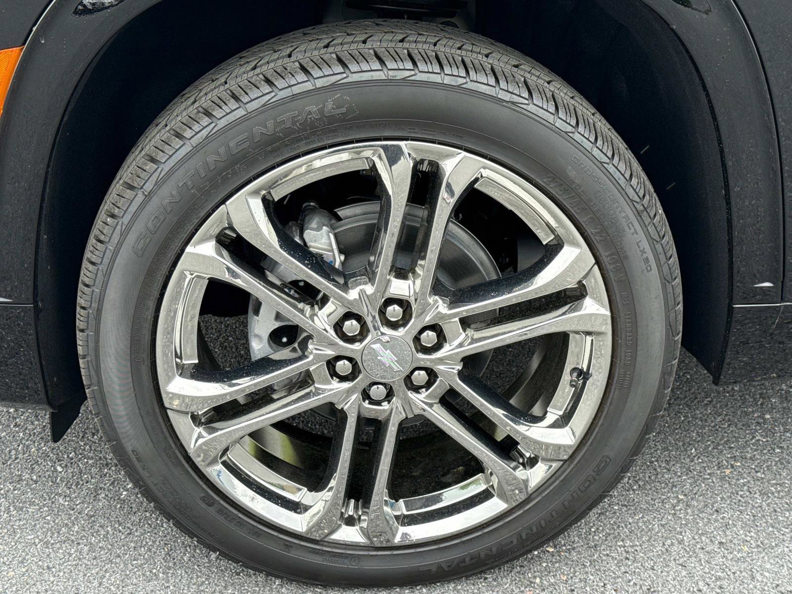 New 2025 Chevrolet Traverse High Country w/ LPO, Floor Liner Package image 18