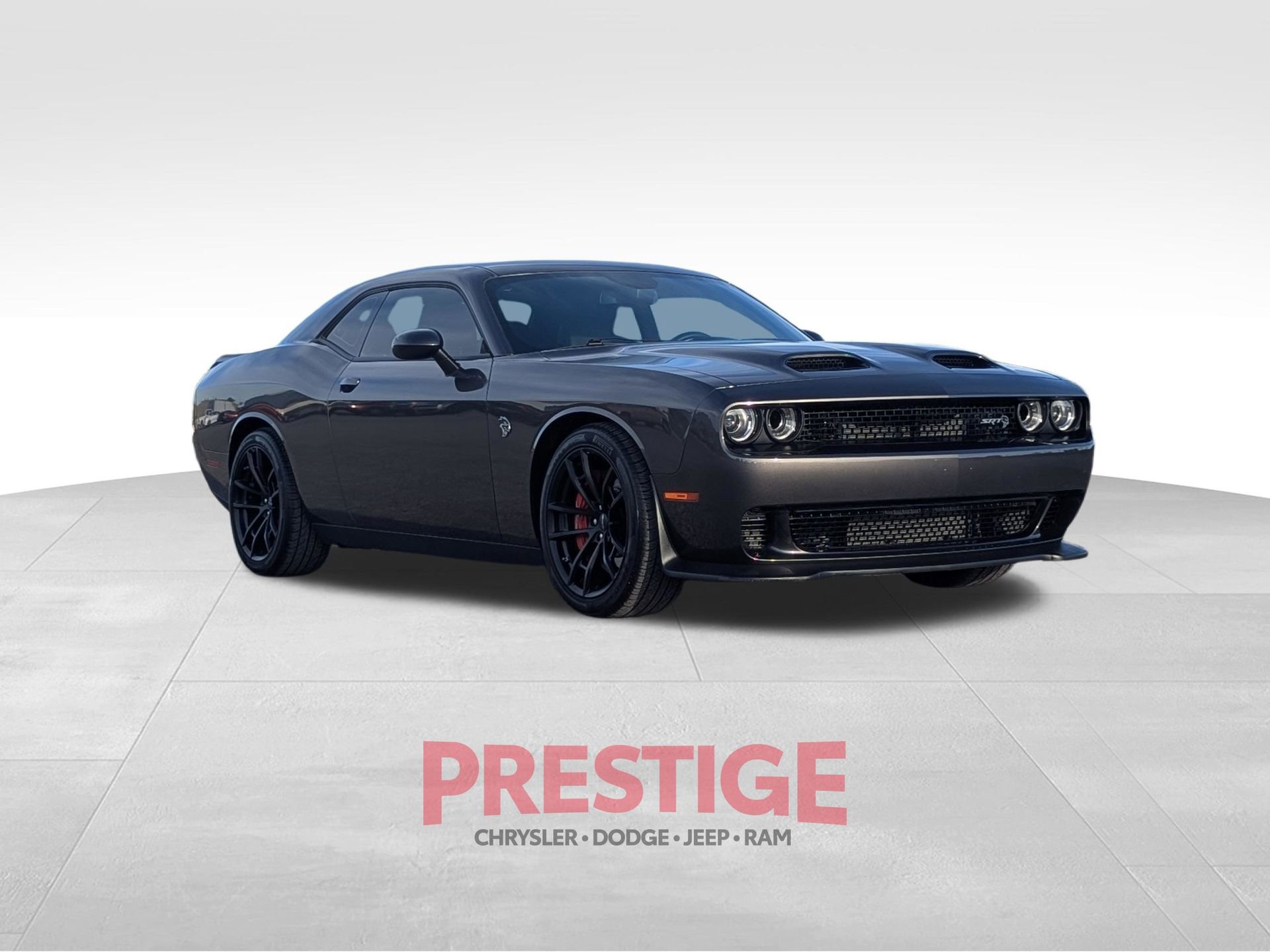 Used 2023 Dodge Challenger SRT Hellcat w/ Driver Convenience Group RWD image 5
