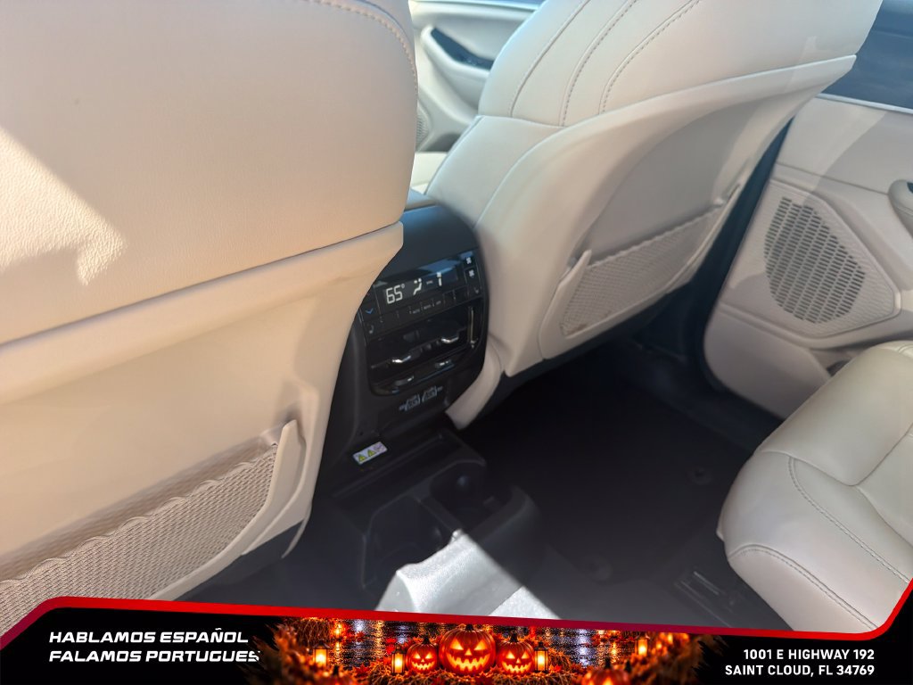 Used 2025 Jeep Grand Cherokee L Limited w/ Trailer Tow Package AWD/4WD image 27