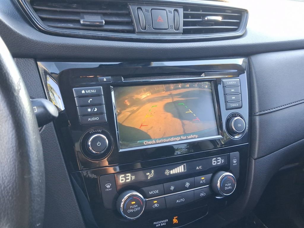 Used 2020 Nissan Rogue SV FWD image 23