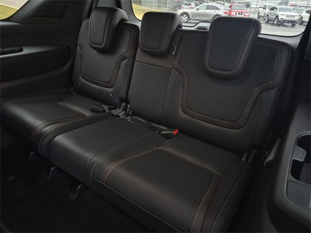 New 2025 Nissan Armada SL w/ Captain's Chari Seat Package image 14