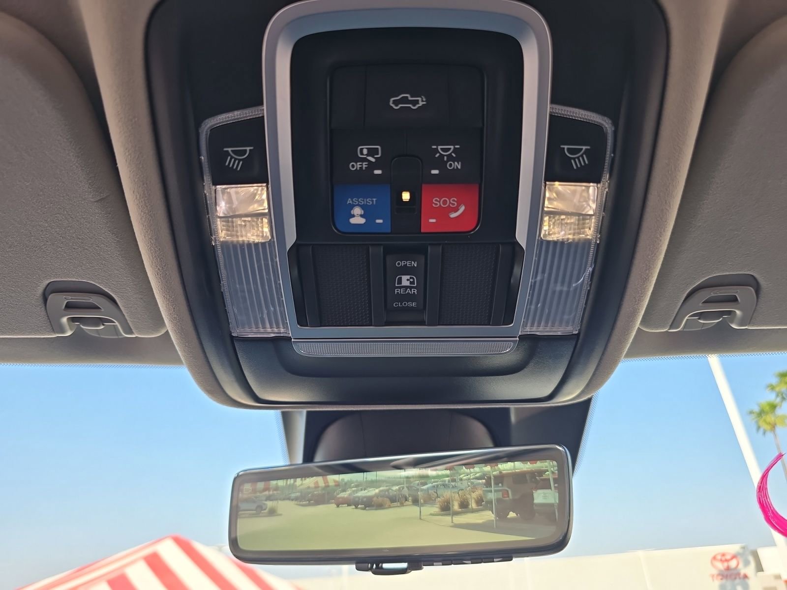 Used 2023 RAM 1500 Limited image 24