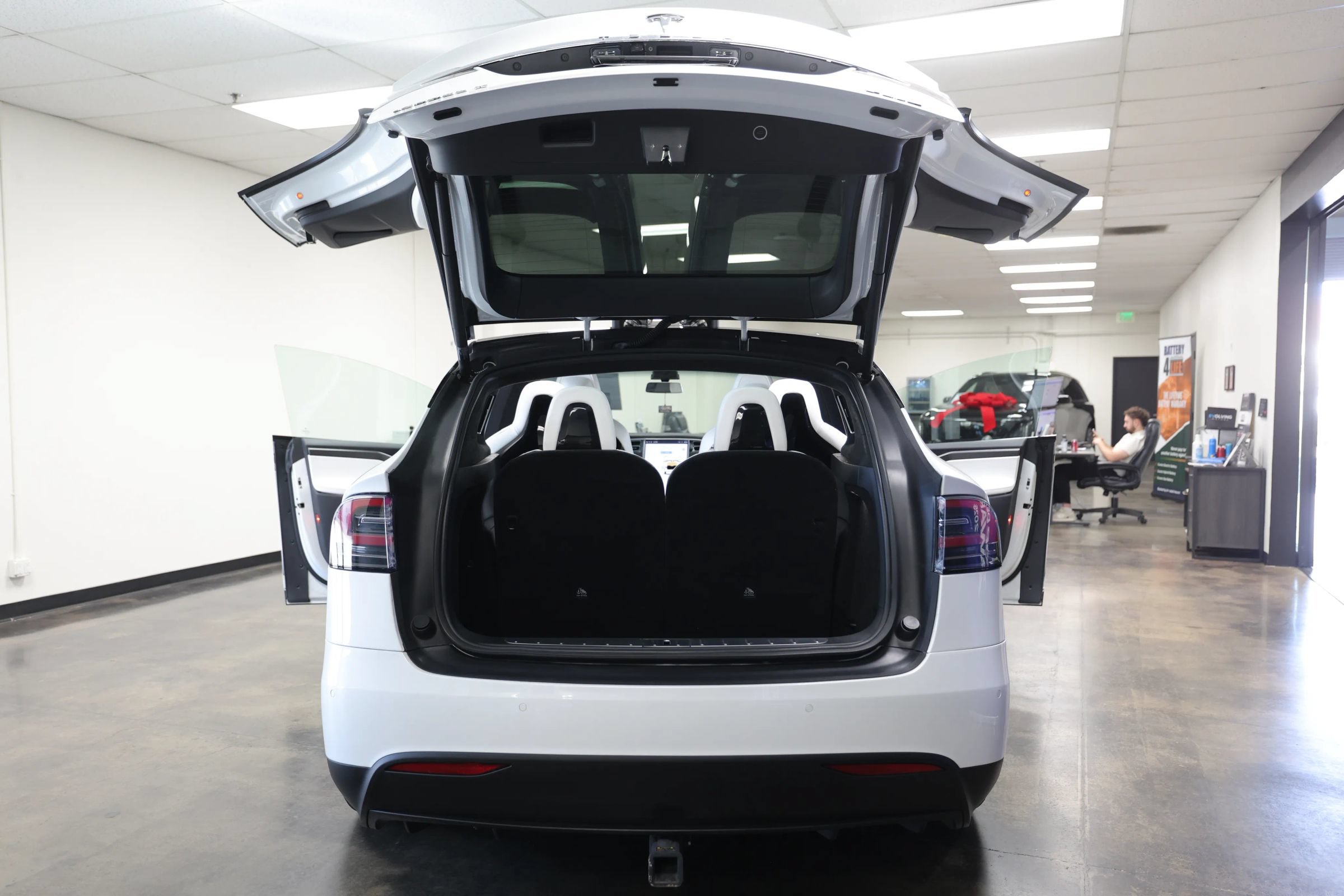 Used 2016 Tesla Model X Performance AWD/4WD image 48
