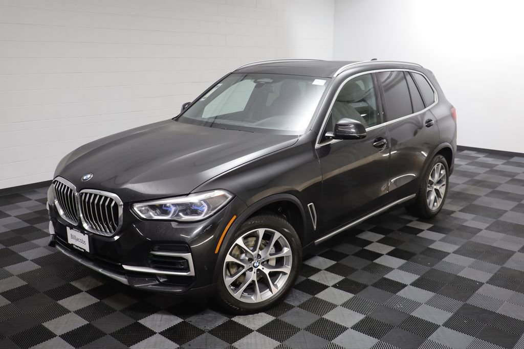 Certified 2023 BMW X5 xDrive40i w/ Executive Package image 2