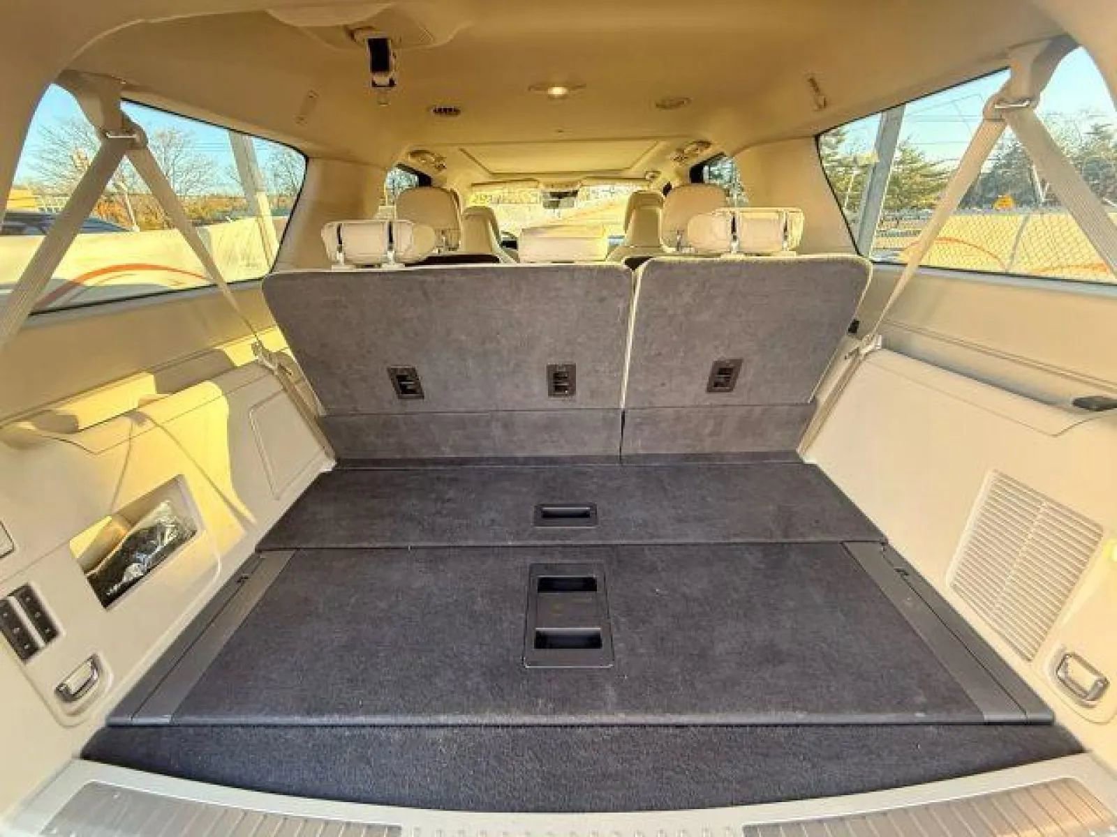 Used 2018 Lincoln Navigator L Reserve w/ Technology Package image 20