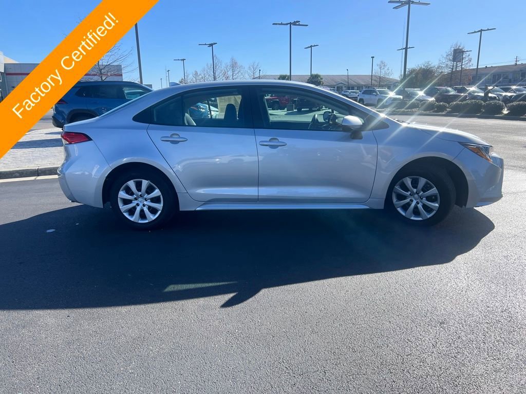 Used 2025 Toyota Corolla LE image 5