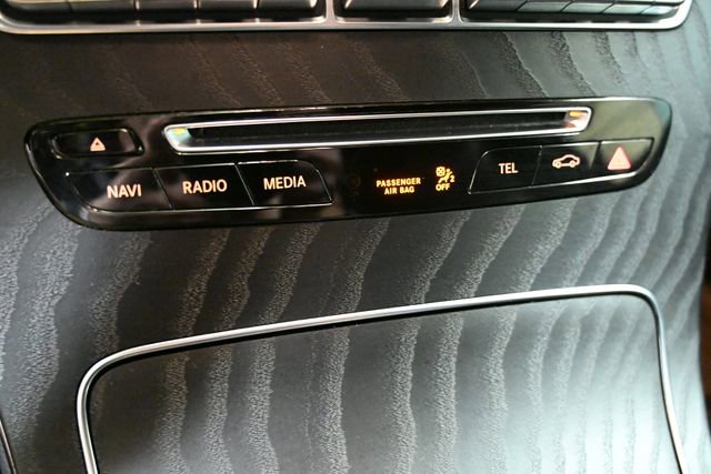 Used 2018 Mercedes-Benz GLC 300 4MATIC image 28