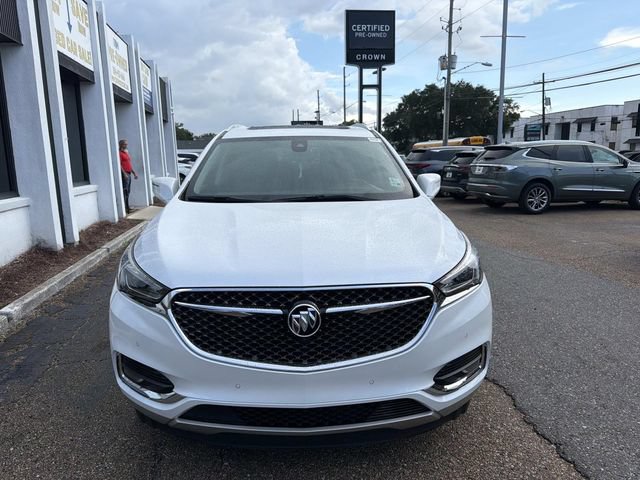Used 2019 Buick Enclave Avenir w/ Avenir Technology Package FWD image 2