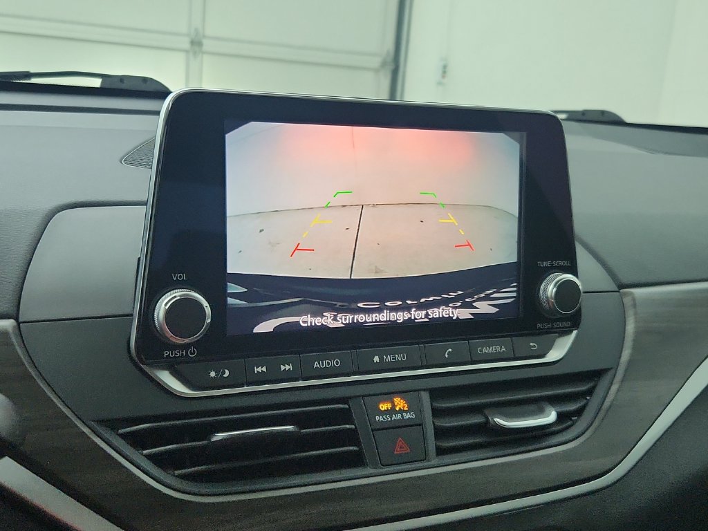 Used 2025 Nissan Altima 2.5 SV FWD image 27