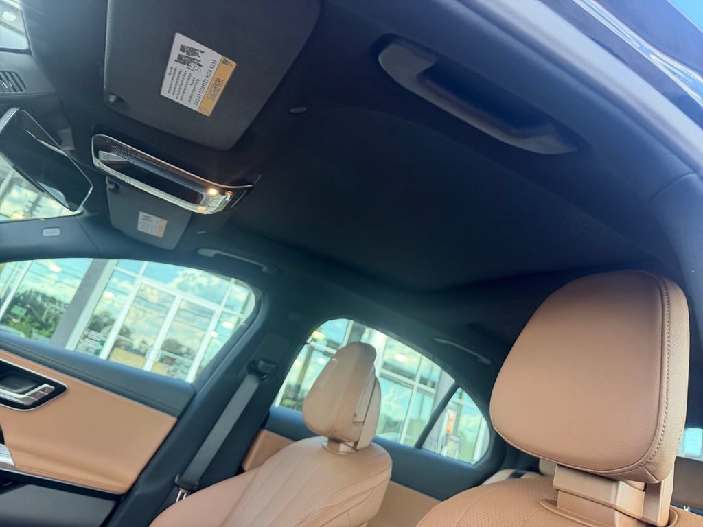New 2027 Mercedes-Benz E 350 4MATIC Sedan image 18