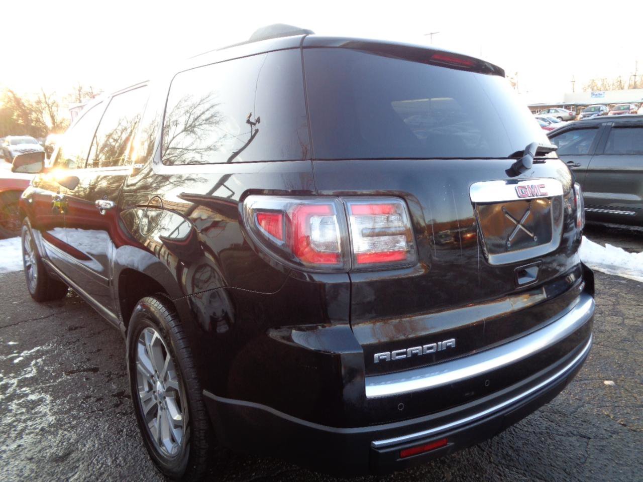 Used 2016 GMC Acadia SLT image 7