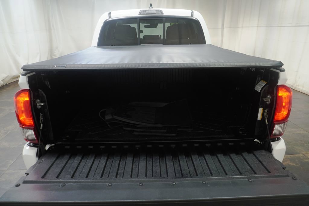 Certified 2023 Toyota Tacoma SR image 5