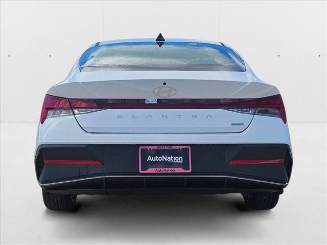 New 2025 Hyundai Elantra Blue image 8