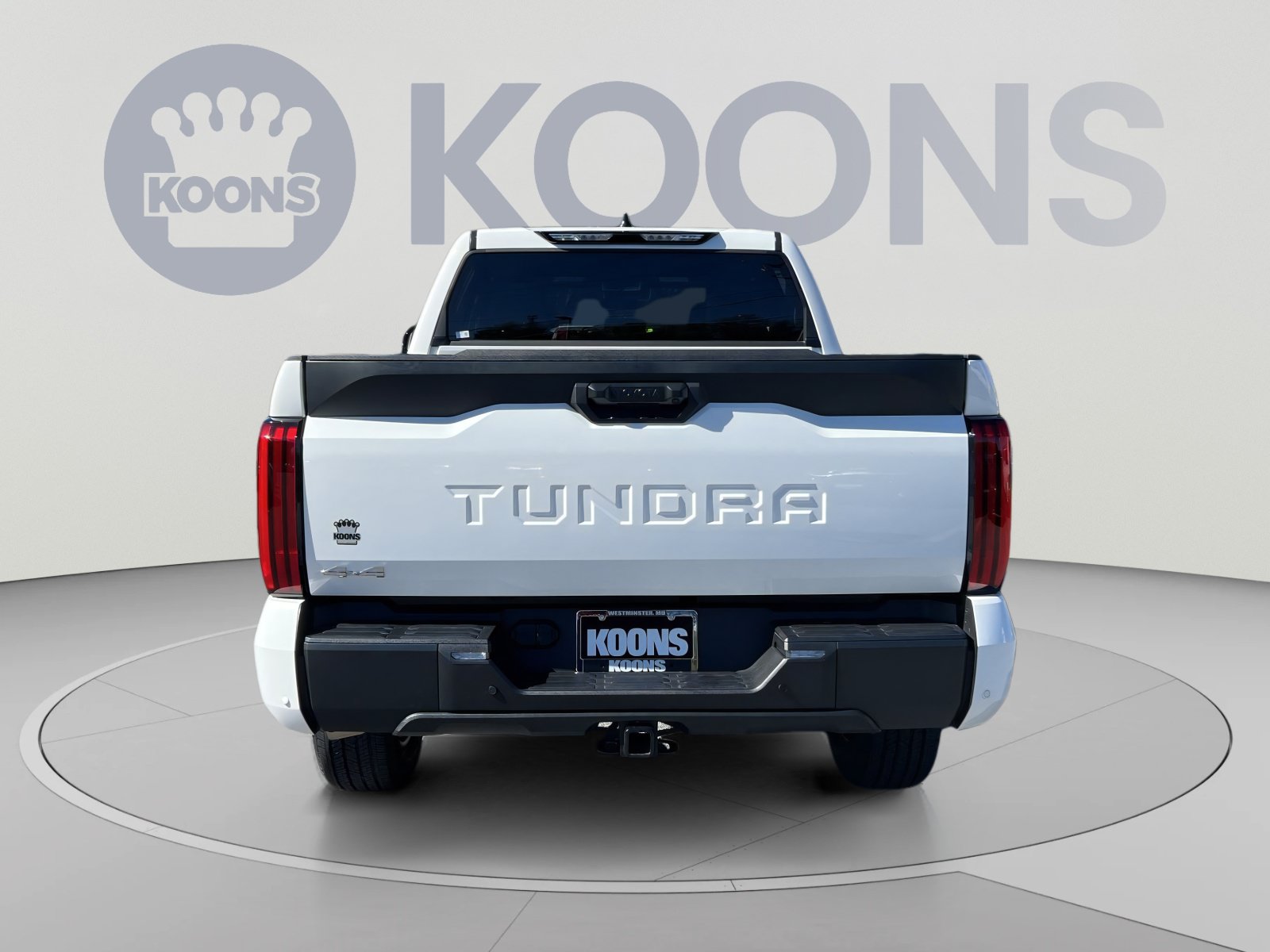 Used 2026 Toyota Tundra SR5 w/ SR5 Convenience Package AWD/4WD image 5