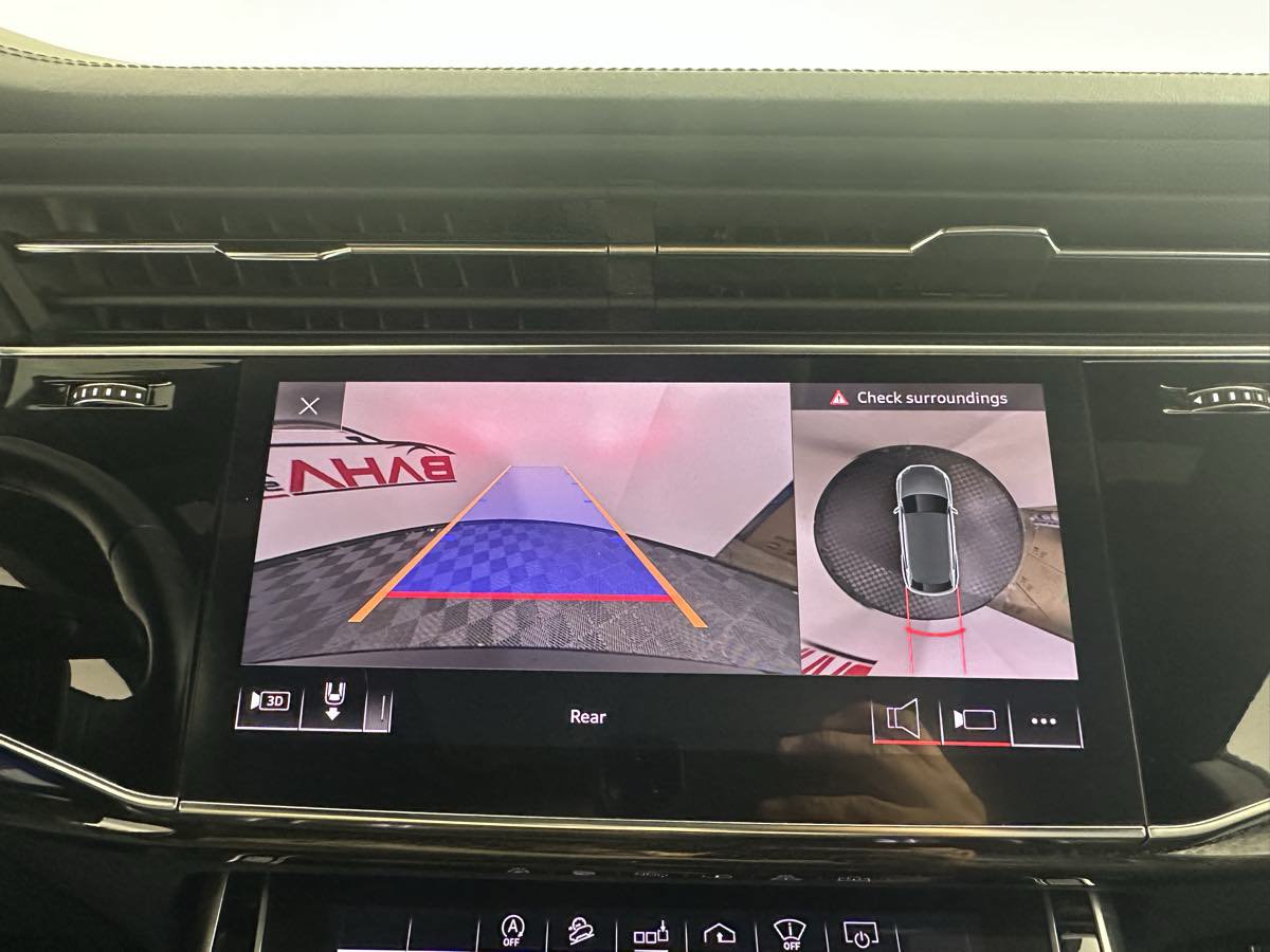 Used 2019 Audi Q8 Prestige AWD/4WD image 41