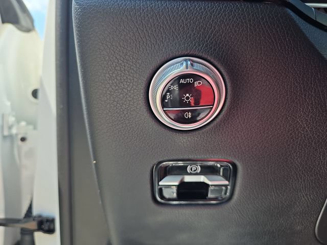 Used 2024 Mercedes-Benz GLC 43 AMG 4MATIC image 27