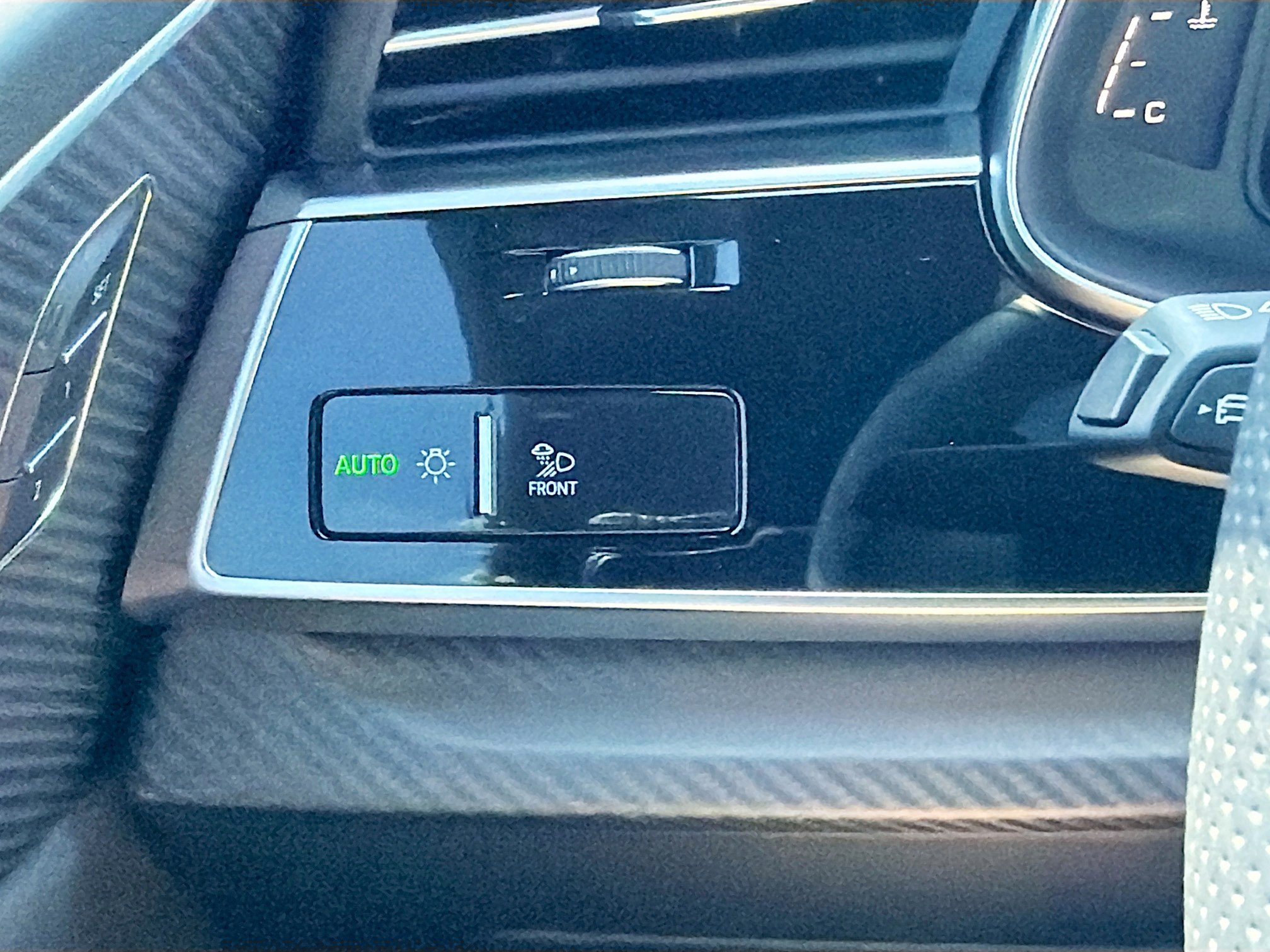 Used 2024 Audi SQ8 Prestige image 35
