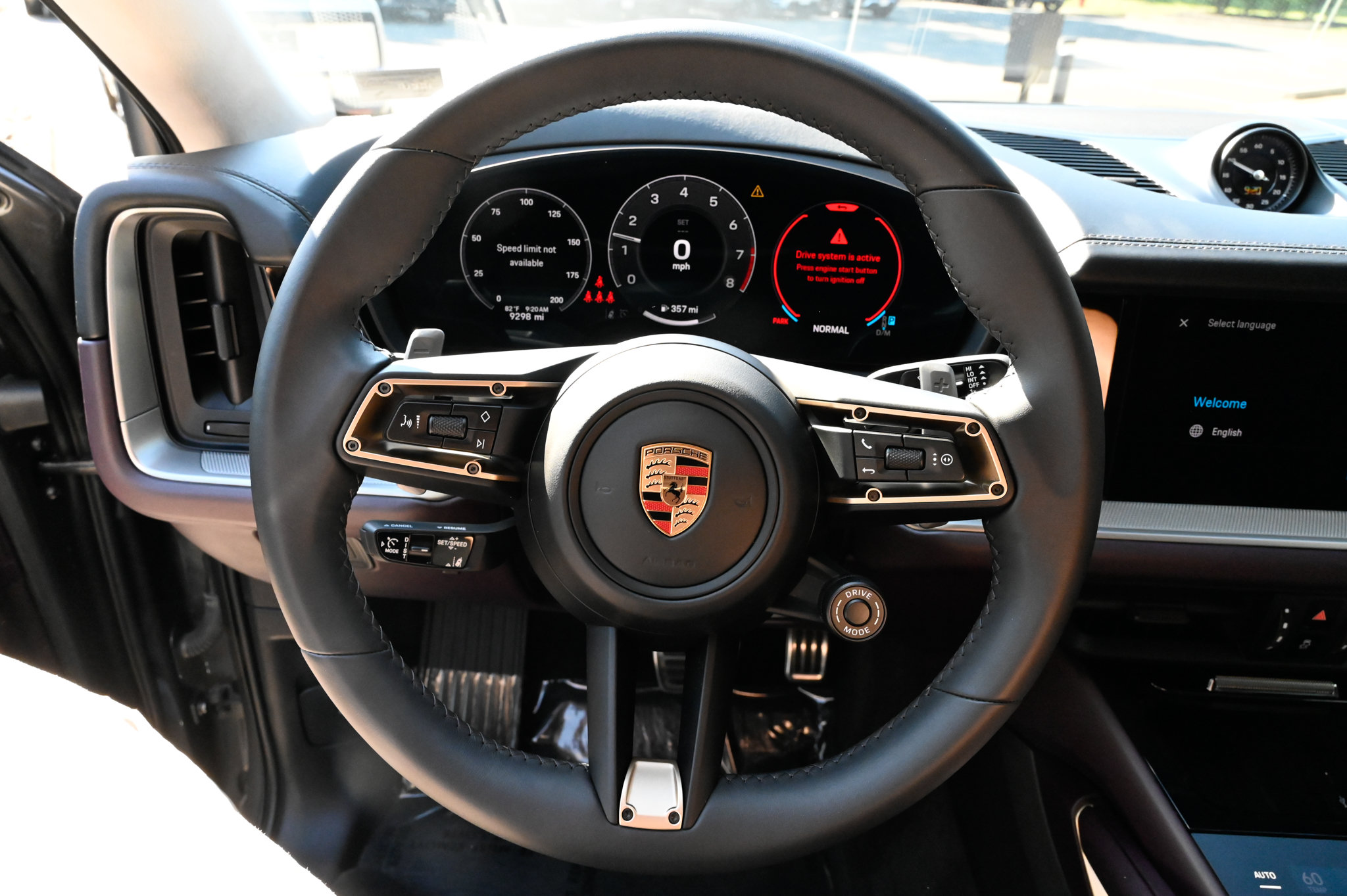 Used 2025 Porsche Cayenne S AWD/4WD image 20