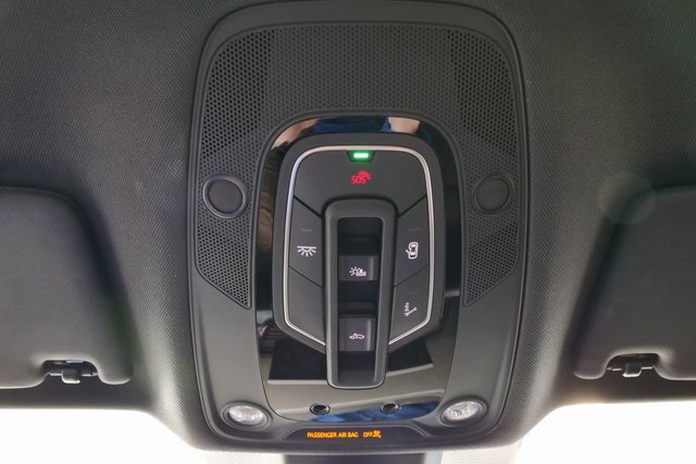 Certified 2025 Audi Q5 Prestige w/ Prestige Package image 32