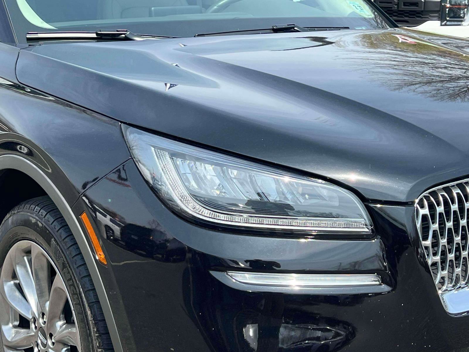 Used 2022 Lincoln Corsair AWD w/ Premium Package image 7