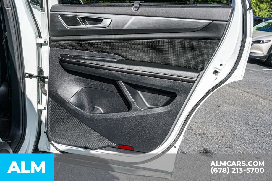 Used 2024 Volkswagen Atlas Cross Sport SE image 56