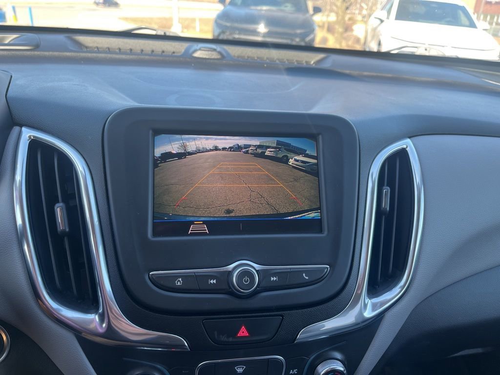 Used 2020 Chevrolet Equinox LS w/ LS Convenience Package image 9