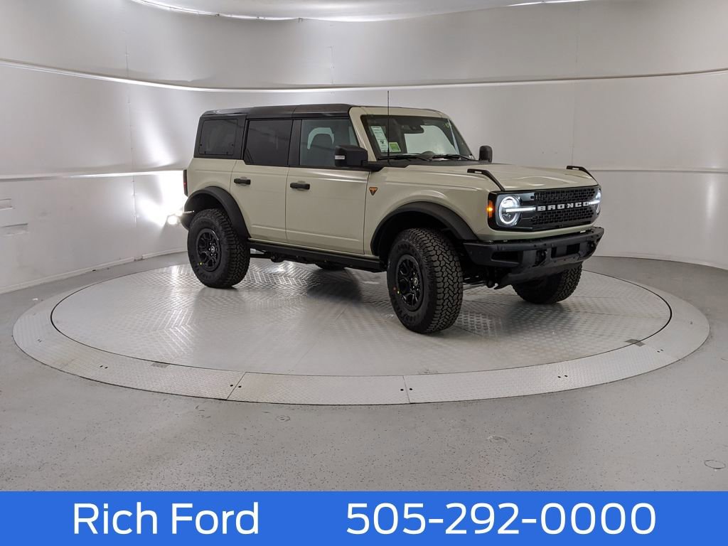 New 2025 Ford Bronco Badlands image 1