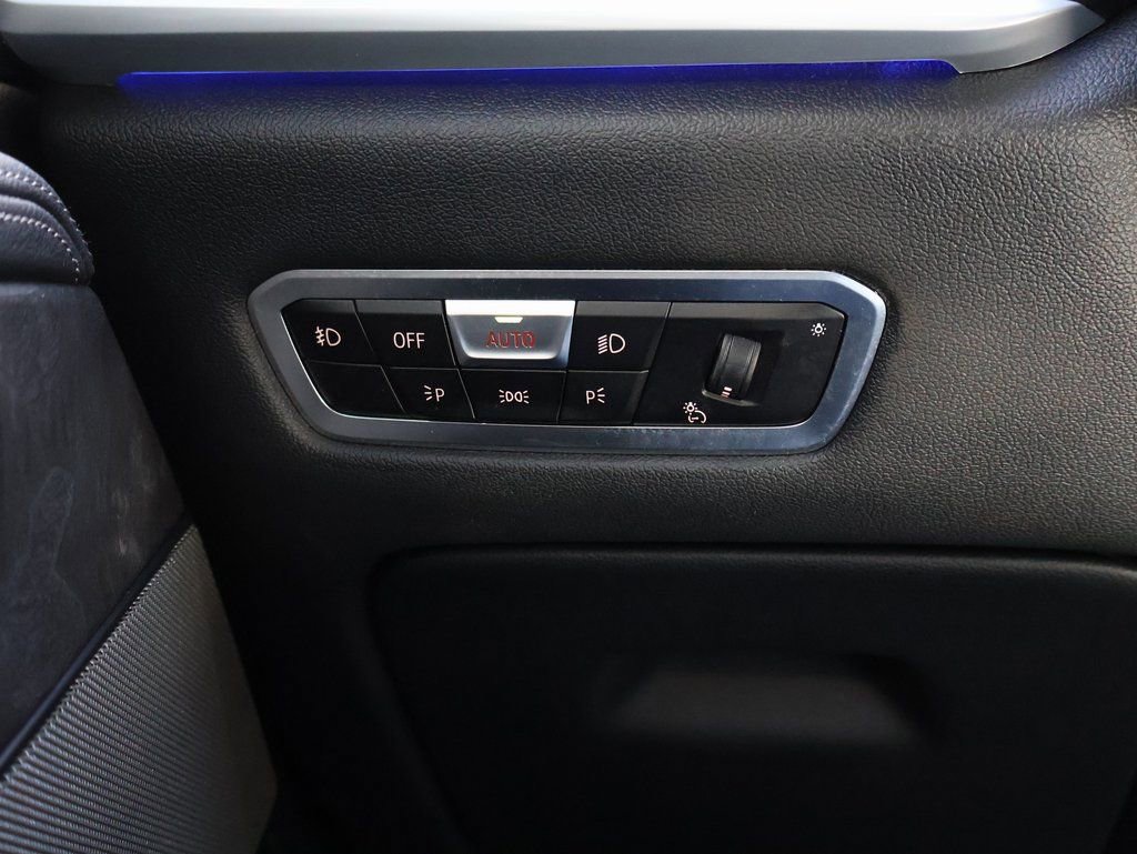 Used 2021 BMW X7 xDrive40i w/ Premium Package image 45