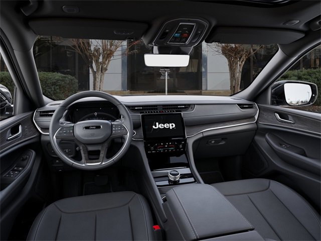 New 2025 Jeep Grand Cherokee Limited w/ Luxury Tech Group II image 14