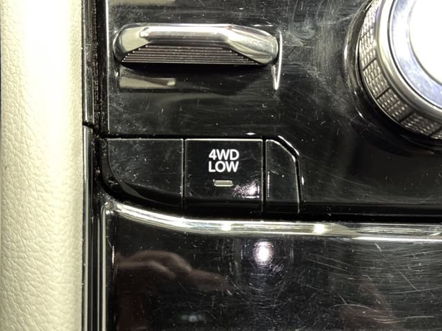 Used 2021 Jeep Grand Cherokee L Overland w/ Advanced Protech Group III image 25