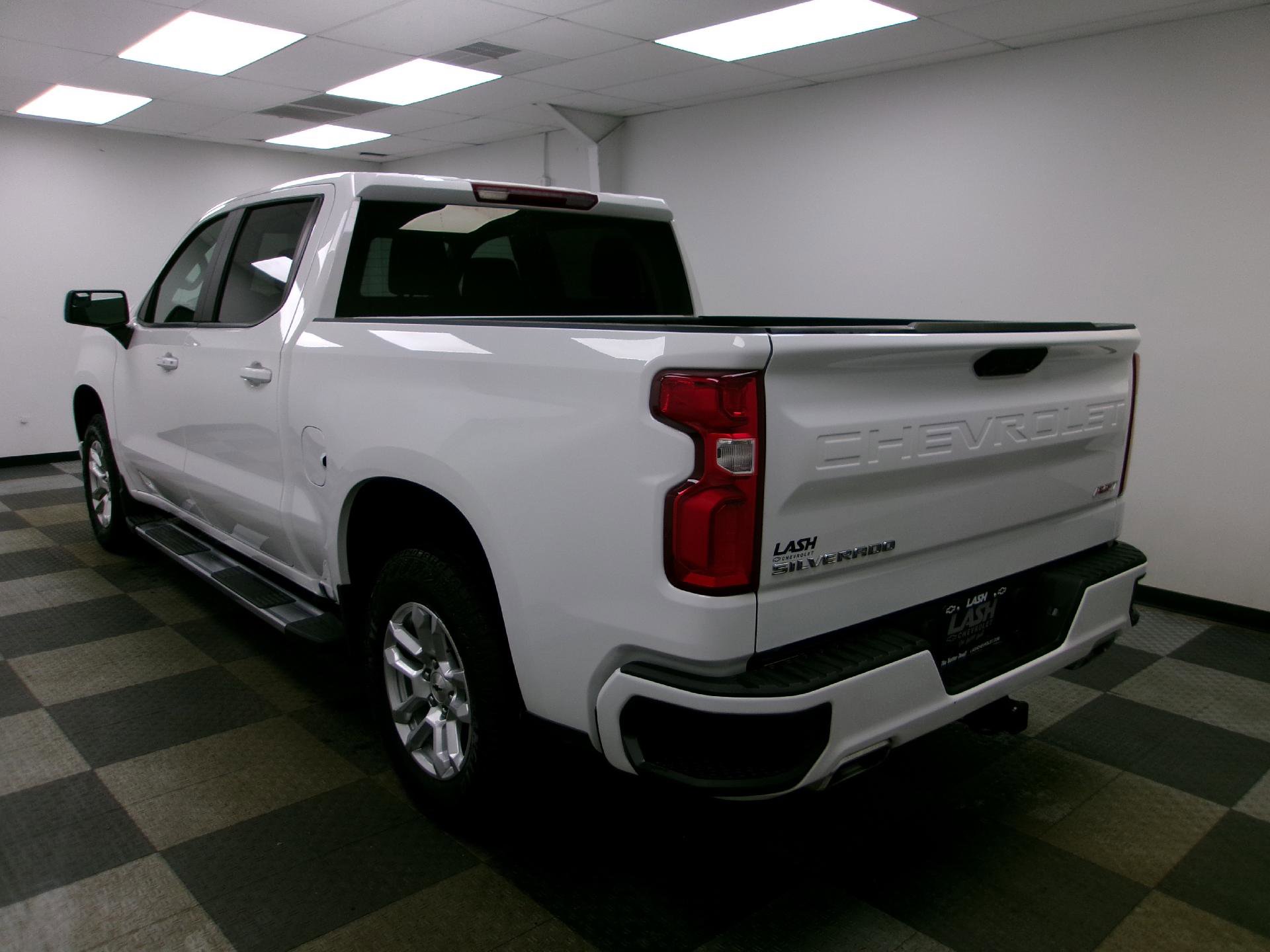 Certified 2024 Chevrolet Silverado 1500 RST image 2