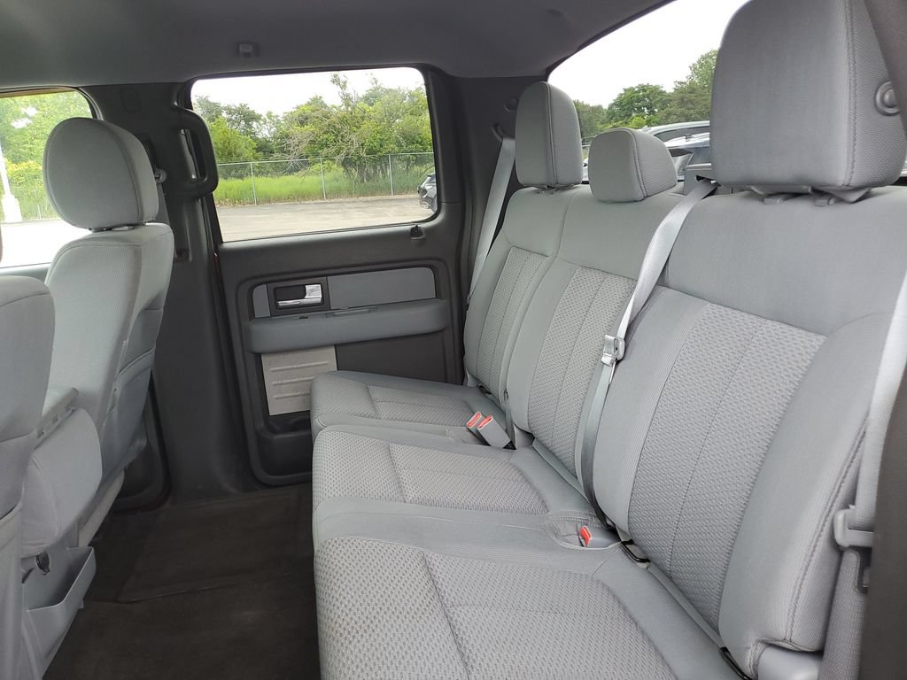 Used 2014 Ford F150 XLT w/ XLT Chrome Package RWD image 27