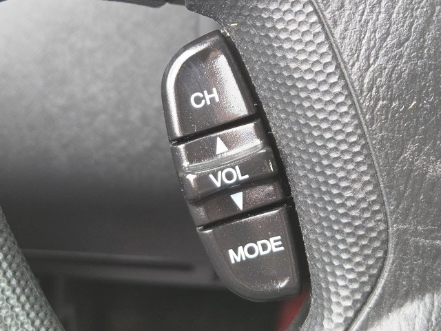 Used 2005 Honda CR-V EX image 17