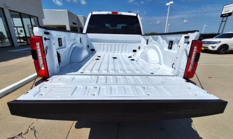 New 2026 Ford F250 Lariat AWD/4WD image 9