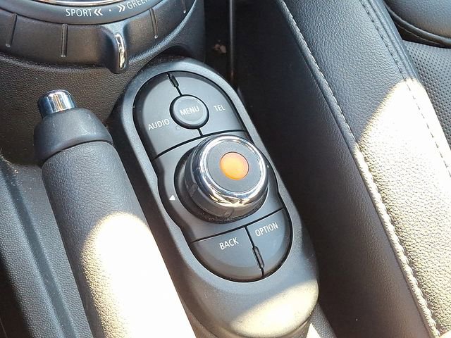 Used 2017 MINI Cooper S image 23