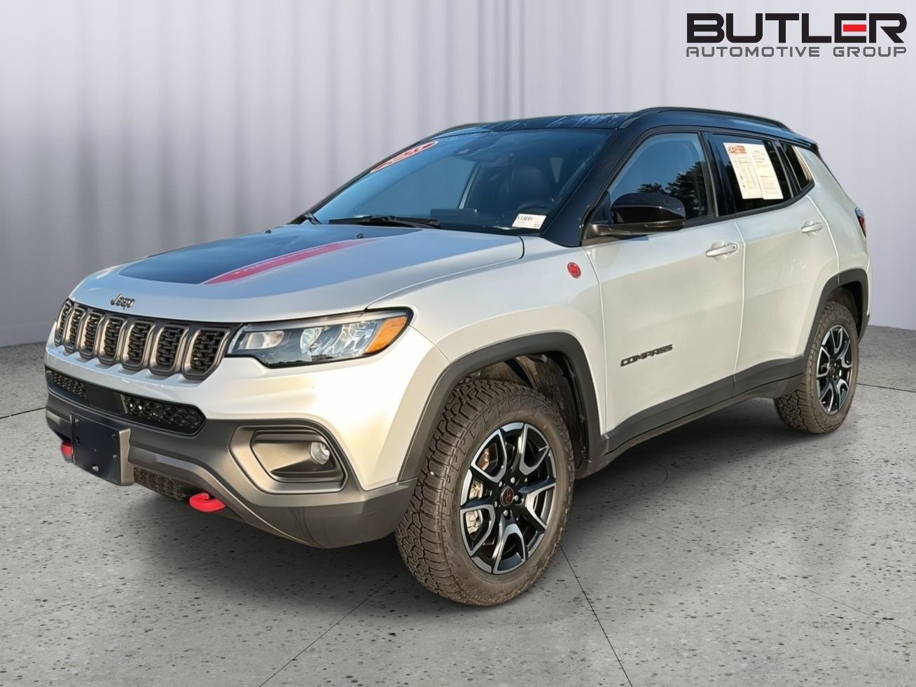 Used 2025 Jeep Compass Trailhawk